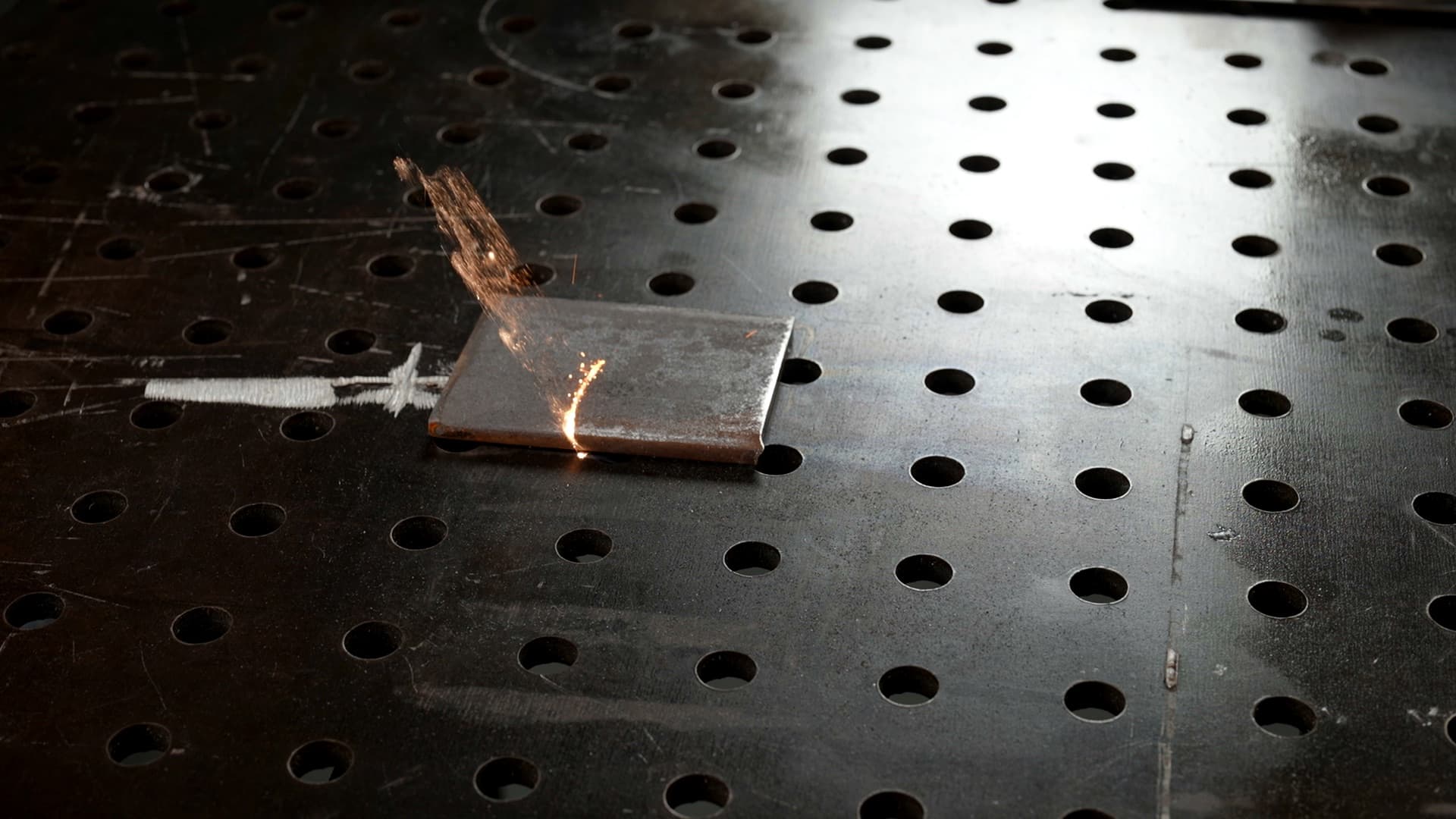 Laser vs Sandblasting on Steel: Cost per Square Metre
