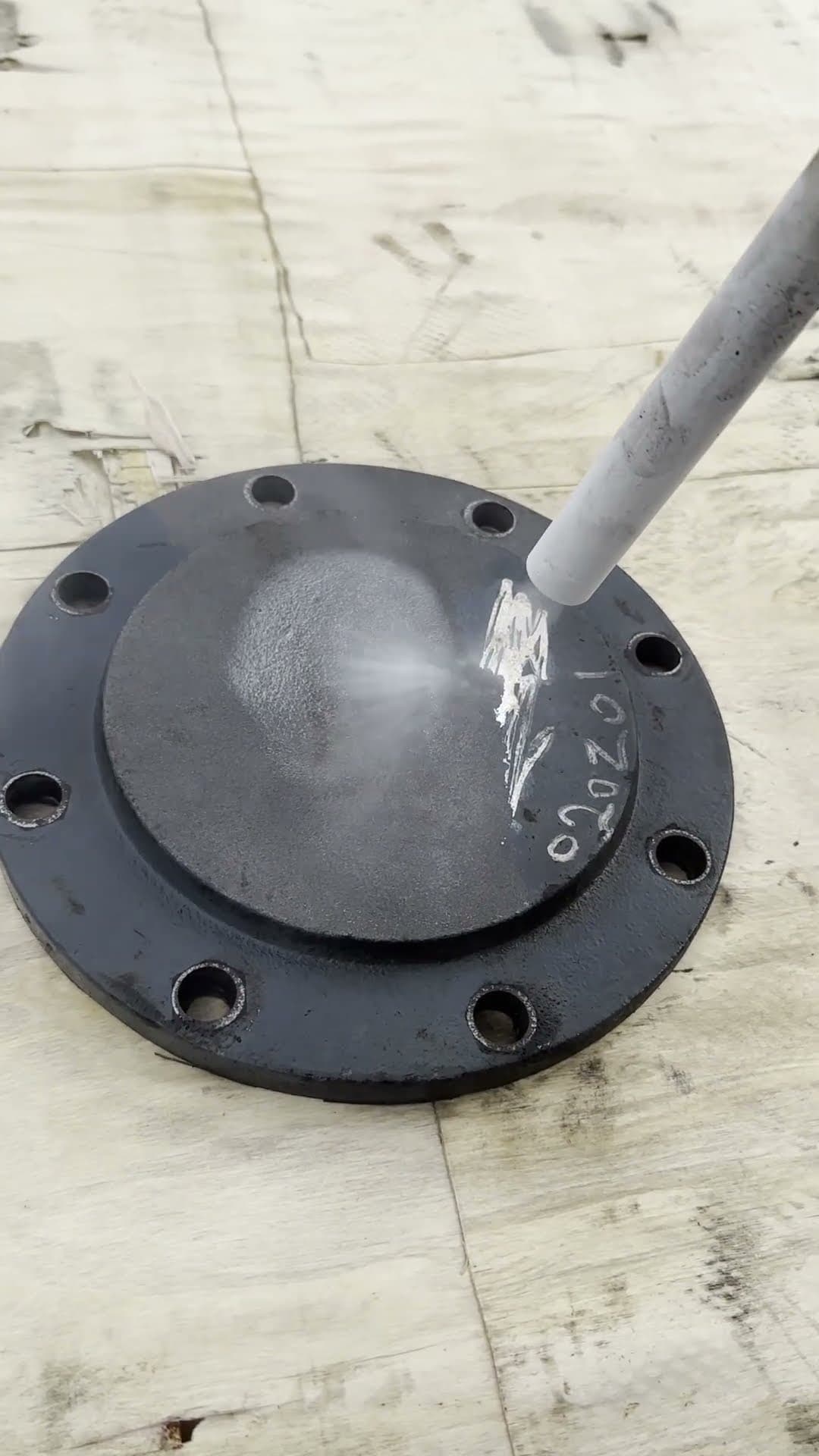 Grease & Paint Removal with Dry Ice Blasting