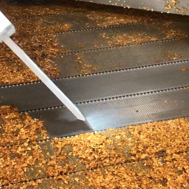 Food-grade equipment cleaning with dry ice — no chemical residue, no production shutdown